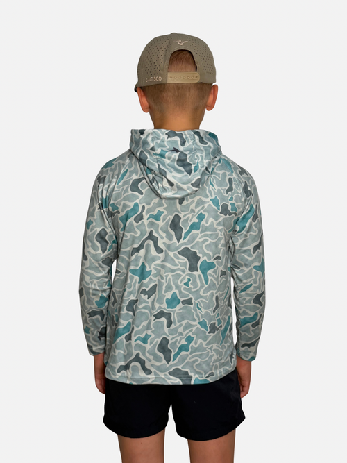 Youth Salt SQD SqdDrift fishing hoodie in Bonefish Camo with four-way stretch fabric for fishing and beach activity wear.