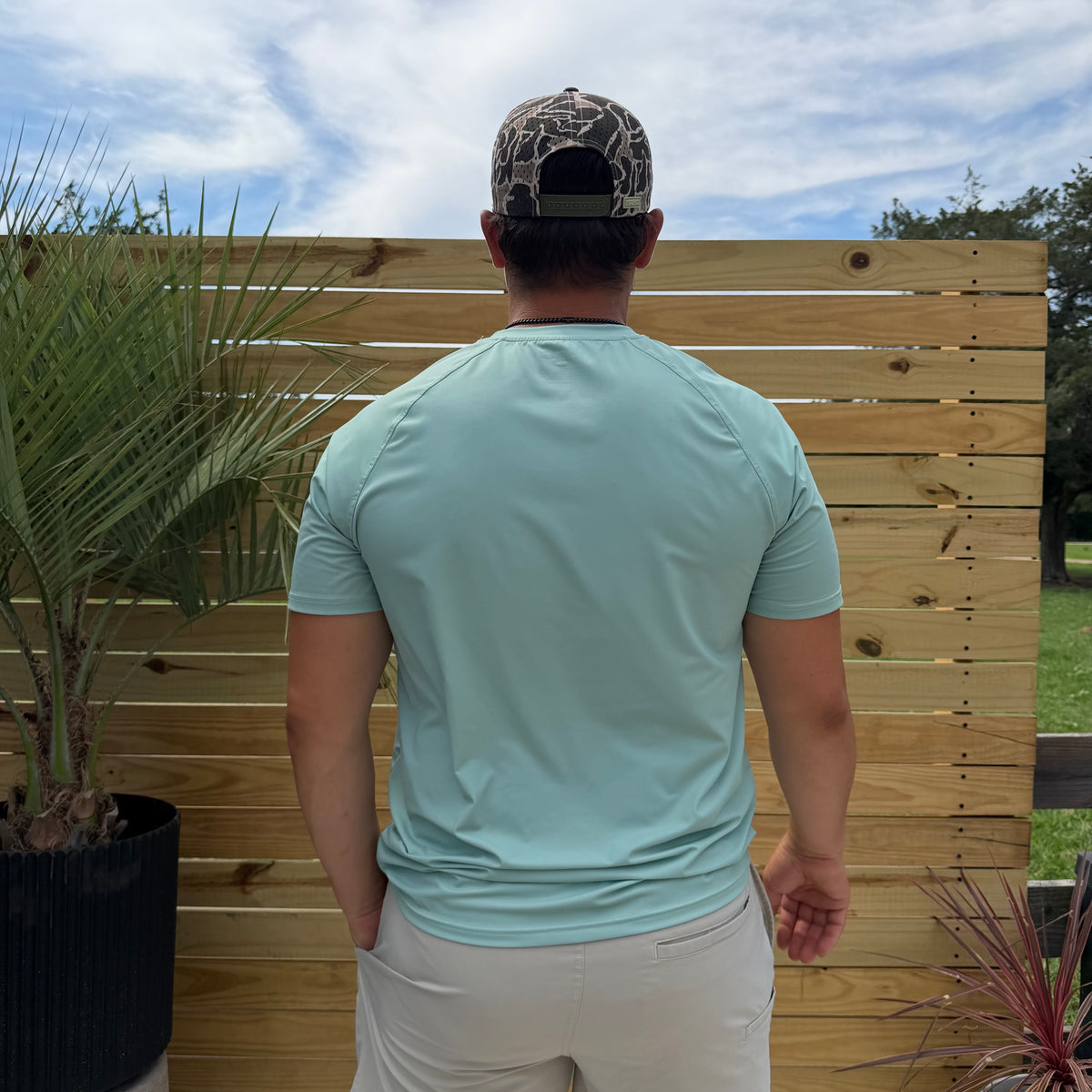 Breathable coastal performance tee